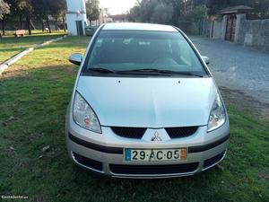 Mitsubishi Colt 1.3cc Junho/05 - à venda - Ligeiros