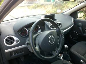 Renault Clio 1.5 DCI km Março/10 - à venda -