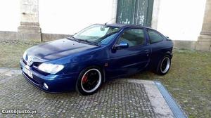 Renault Megane v Abril/97 - à venda - Descapotável /