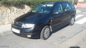 Skoda Fabia Break 1.4 estimada Junho/01 - à venda -