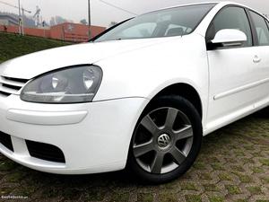 VW Golf 5 - 1.9 Tdi 105 Cv Maio/05 - à venda - Ligeiros