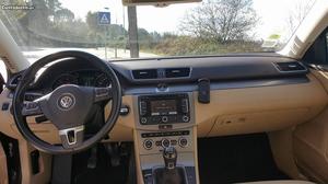 VW Passat Variant 1.6tdi Julho/12 - à venda - Ligeiros