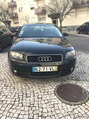 Audi A3 2.0 TDI 140cv Setembro/03 - à venda - Ligeiros