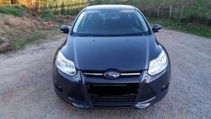 Ford Focus 1.6 Tdci Trend Março/12 - à venda - Ligeiros