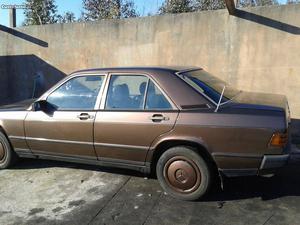 Mercedes-Benz 190d Novembro/88 - à venda - Ligeiros