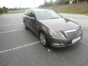 Mercedes-Benz E 220 AvantgaBlueEfficienc Outubro/10 - à