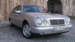 Mercedes-Benz E 320 Vcv Gasolina Novembro/97 - à venda