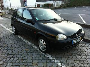 Opel Corsa Direção assistida Maio/99 - à venda - Ligeiros