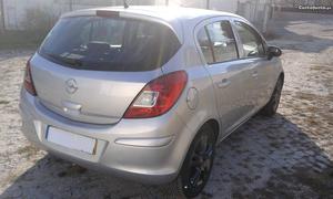 Opel Corsa Kms-Diesel Março/10 - à venda - Ligeiros