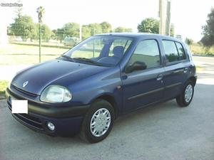 Renault Clio 1,2unicdonanegciavel Outubro/00 - à venda -