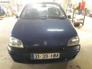 Renault Clio passageiro Outubro/96 - à venda - Ligeiros