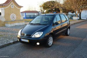 Renault Scénic 1.4i - 16v Air Junho/01 - à venda -