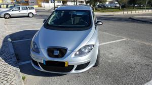Seat Altea Caro Dezembro/04 - à venda - Ligeiros