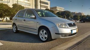 Skoda Fabia 1.4 Setembro/00 - à venda - Ligeiros