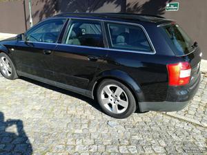 Audi A4 avant Outubro/03 - à venda - Ligeiros Passageiros,