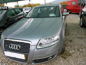 Audi A6 automático Março/05 - à venda - Ligeiros