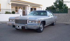 Cadillac fleetwood brogham v8 Abril/80 - à venda - Ligeiros