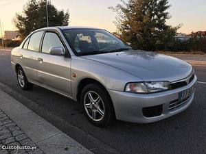 Mitsubishi Lancer 1.3 GLX Abril/97 - à venda - Ligeiros