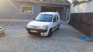Peugeot Partner 1.6 tdi Abril/07 - à venda - Ligeiros