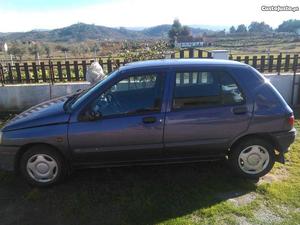 Renault Clio 1.2 energi Junho/94 - à venda - Ligeiros