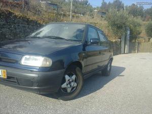 Skoda 1.9d Junho/98 - à venda - Comerciais / Van, Vila Real