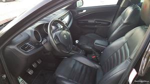 Alfa Romeo Giulietta  cv Maio/11 - à venda -