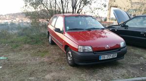 Clio mk1 1.9d Maio/94 - à venda - Ligeiros Passageiros,