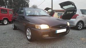 Ford Escort C/direçao assistida Agosto/97 - à venda -