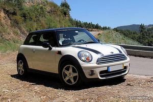 MINI Cooper D 1.6 Abril/07 - à venda - Ligeiros