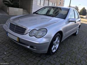 Mercedes-Benz C  CDi -  Maio/01 - à venda -