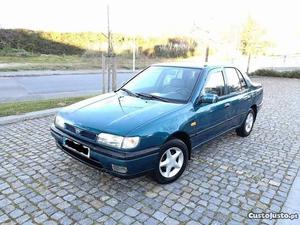 Nissan Sunny  Maio/95 - à venda - Ligeiros Passageiros,