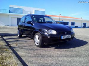 Opel Corsa 1.5 Td sport Isuzu Maio/94 - à venda - Ligeiros