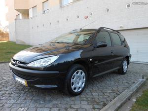 Peugeot 206 Sw 1.4Hdi Look Abril/06 - à venda - Ligeiros