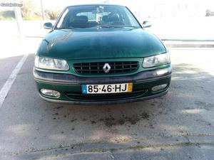 Renault Safrane 2.2DT 115cv Nacional Outubro/96 - à venda -