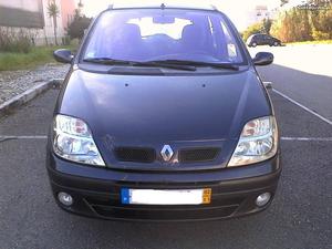 Renault Scénic 1.9 DCi Novembro/02 - à venda - Ligeiros