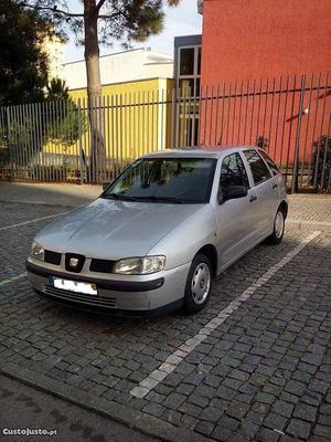 Seat Ibiza  Março/01 - à venda - Ligeiros