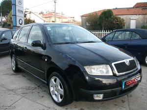 Skoda Fabia 1.4 Break Maio/01 - à venda - Ligeiros