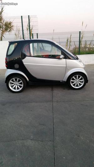 Smart ForTwo 600 Maio/04 - à venda - Ligeiros Passageiros,