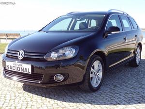 VW Golf VI Variant 1.6 TDI Março/12 - à venda - Ligeiros