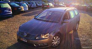 VW Passat 1.6 TDi BlueMotion Agosto/11 - à venda - Ligeiros