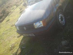 VW Polo Coupe Dezembro/91 - à venda - Ligeiros Passageiros,
