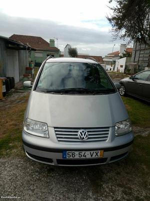 Vw Sharan 1.9 tdi 7 lugares mto estimada Junho/01 - à venda