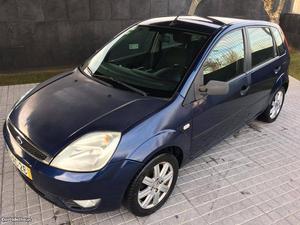 Ford Fiesta 1.25 Guia 5p Junho/05 - à venda - Ligeiros