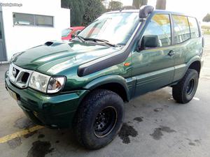 Nissan Terrano 3.0 TD Junho/04 - à venda - Pick-up/