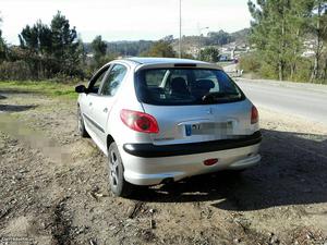 Peugeot 206 Hdi 5lugares Julho/05 - à venda - Ligeiros