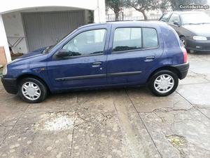 Renault Clio 1.2 Maio/98 - à venda - Ligeiros Passageiros,