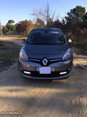 Renault Grand Scénic 7 lugares tom tom Abril/13 - à venda