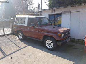 Toyota BJ 73 Landcryzer Setembro/88 - à venda - Pick-up/