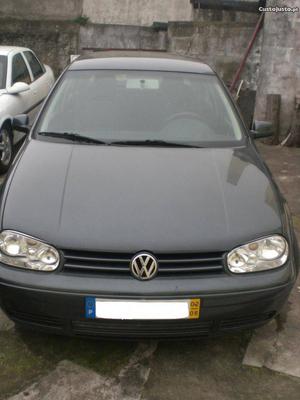 VW Golf 1.4 cc Junho/02 - à venda - Ligeiros Passageiros,