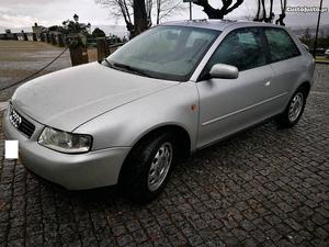 Audi A3 1.6 Março/98 - à venda - Ligeiros Passageiros,